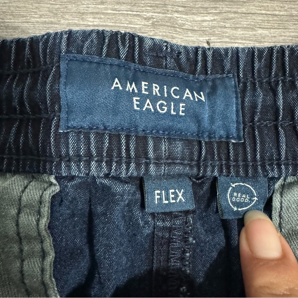 American Eagle Men's Navy Blue Cargo Relaxed Pants Cotton Blend Size Small - Picture 7 of 15